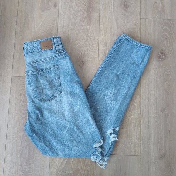 American Eagle Highest Rise Mom Jean X Long *No Tie - Picture 3 of 7